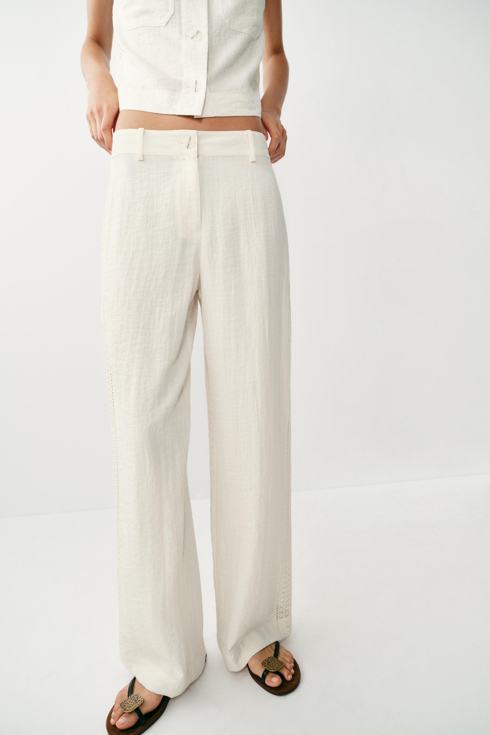 PANTALON À ENTRE-DEUX LATÉRAUX